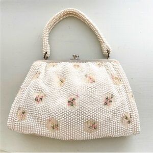 Vintage Beaded Ivory Purse With Embroidered Flowers Lined Kiss Lock 50’-60’s
